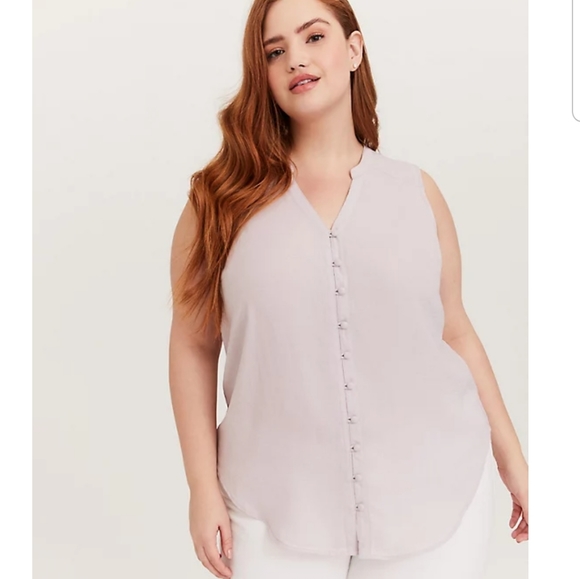torrid Tops - 🌵 Torrid Lilac button down Tunic Tank🌵